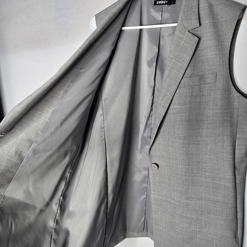 DKNY Grey Womens Sleeveless Lapel Vest Size Large Wool Single Button Closure - Picture 4 of 11